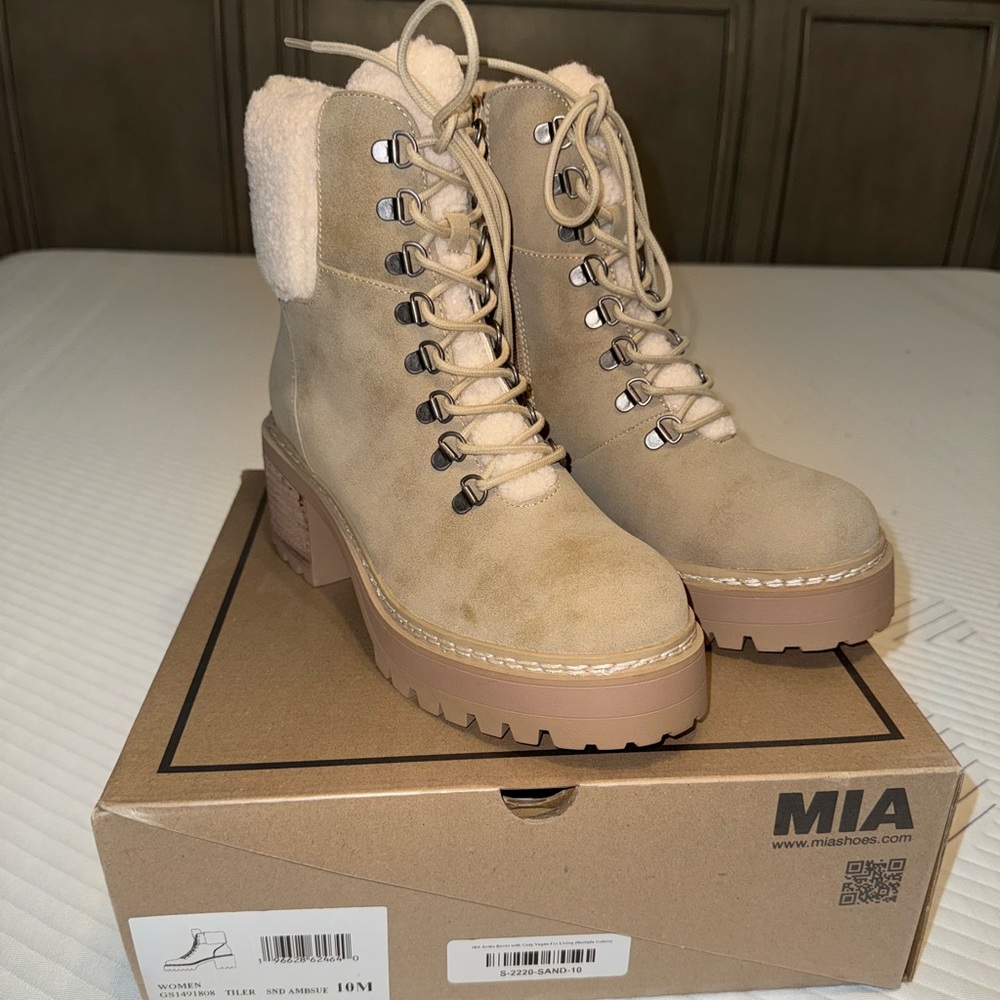 MIA Women's Beige Lace-Up Boots